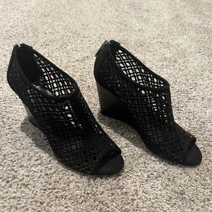 Aquatalia Shelly Sandal Black Suede Laser Cut Back Zipper Wedge Open Toe